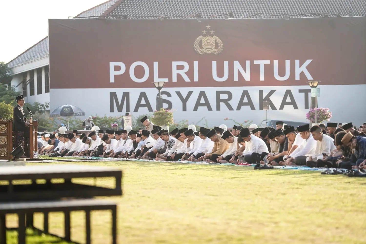 Polda Jateng Gelar Sholat Idul Adha Di Mapolda, Eratkan Hubungan Polri dan Masyarakat