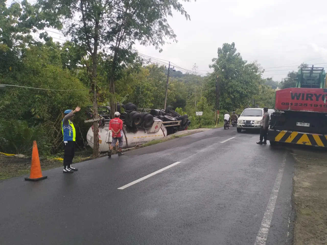 Kecelakaan Tunggal Truk Tangki Pertamina di Wonogiri, Polisi Pastikan Tak Ada Korban